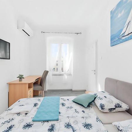 Little Flower City Studio 5 - Rijeka Rent Apartment Ngoại thất bức ảnh