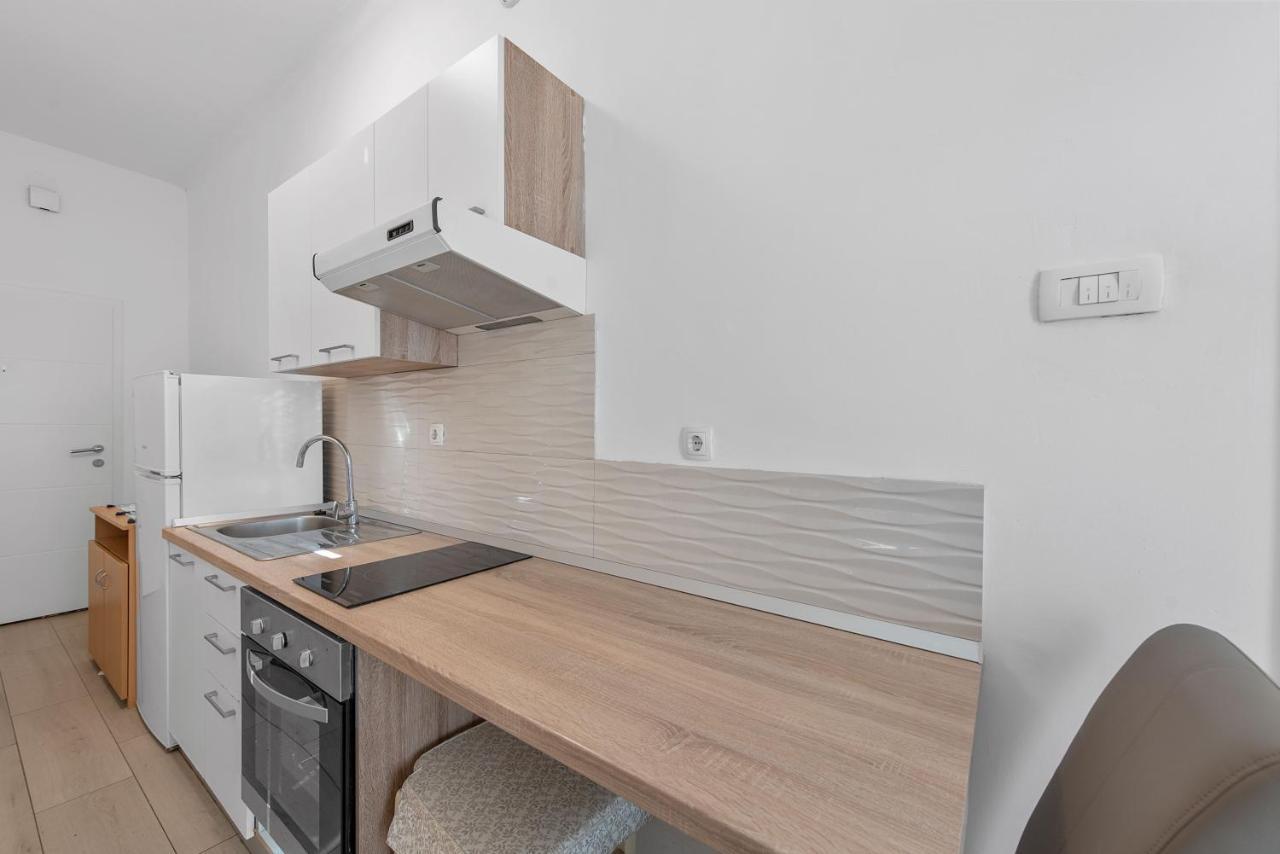 Little Flower City Studio 5 - Rijeka Rent Apartment Ngoại thất bức ảnh