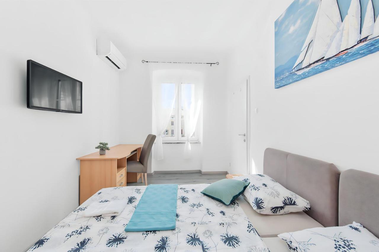 Little Flower City Studio 5 - Rijeka Rent Apartment Ngoại thất bức ảnh